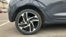 Hyundai i10 1.0 [63] Premium 5dr Auto [Nav] Petrol Hatchback